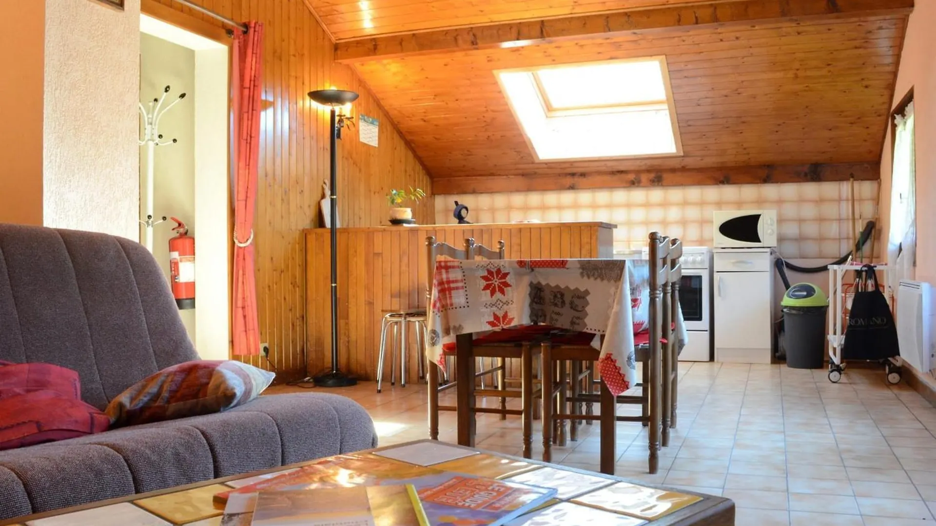 Appartement Cosy 3 Pieces, 4 Pers, Balcons, Proche Centre Et Telecabines A Chatel - Fr-1-676-65 contacts